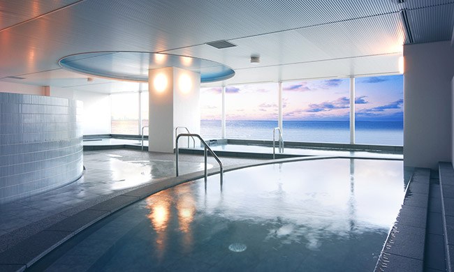 三井ガーデンホテルプラナ東京ベイの展望大浴場