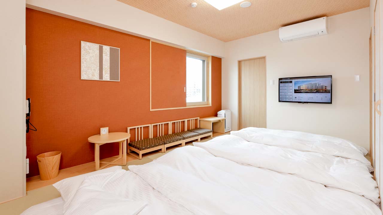 日和ホテル舞浜 和室のお布団と琉球畳