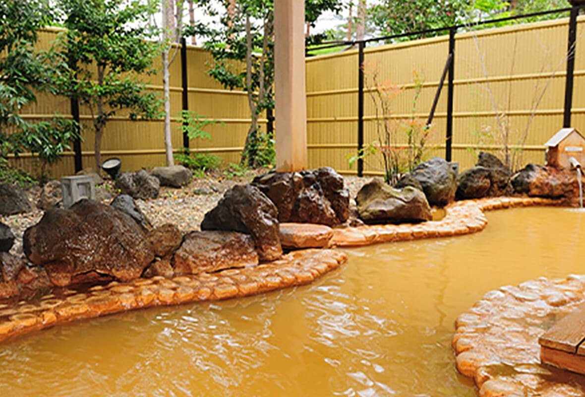 温泉の露天風呂