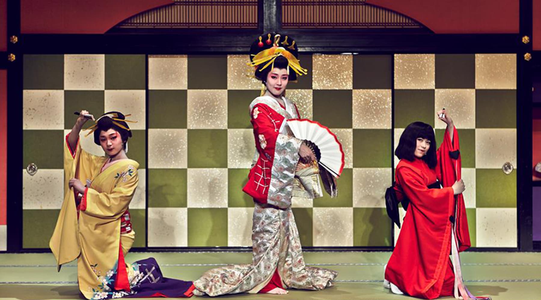 若松屋の舞台で演じられる大尽遊び