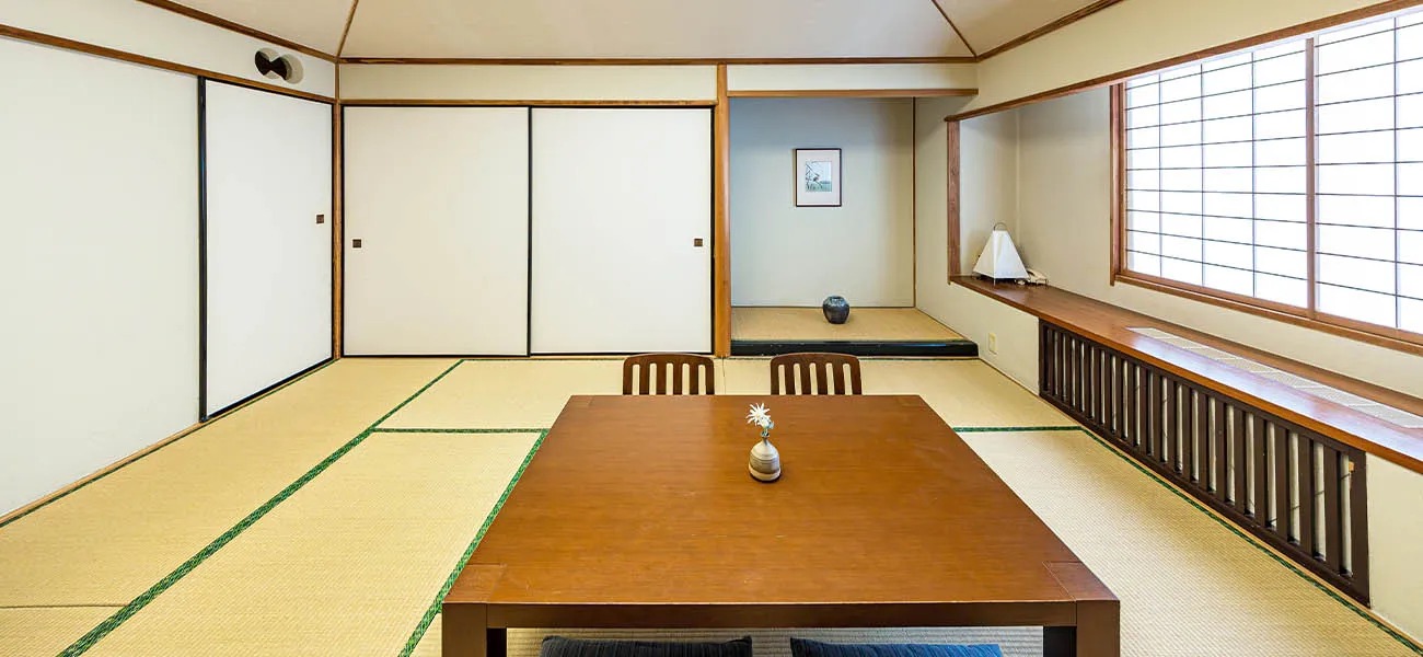畳敷きの和室