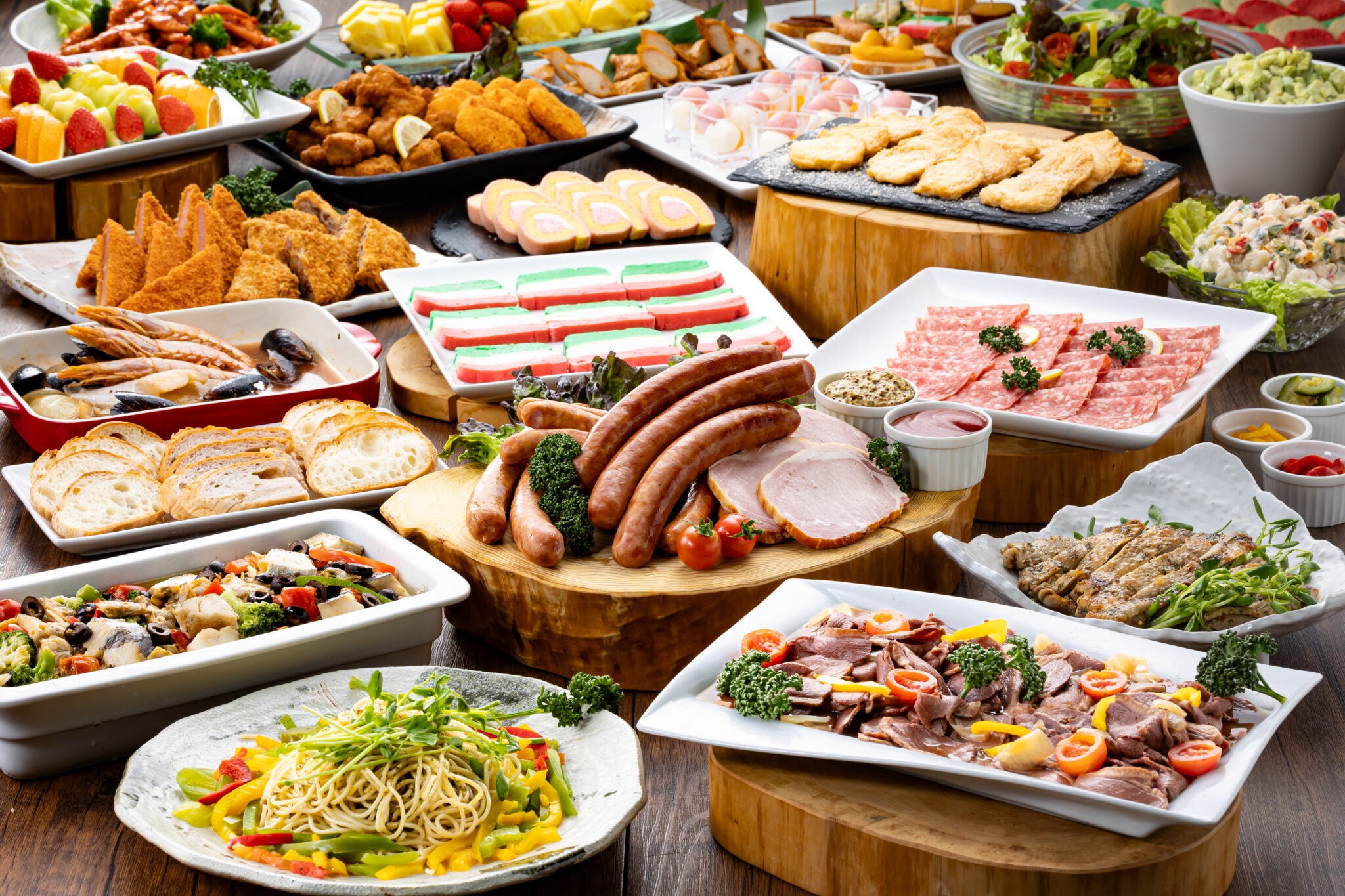 農村レストランのバイキング料理